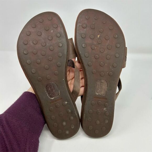 Born Women's Boho Brown Leather Slip-On Thong Sandals Size 10M with Harness Ring - Picture 9 of 13